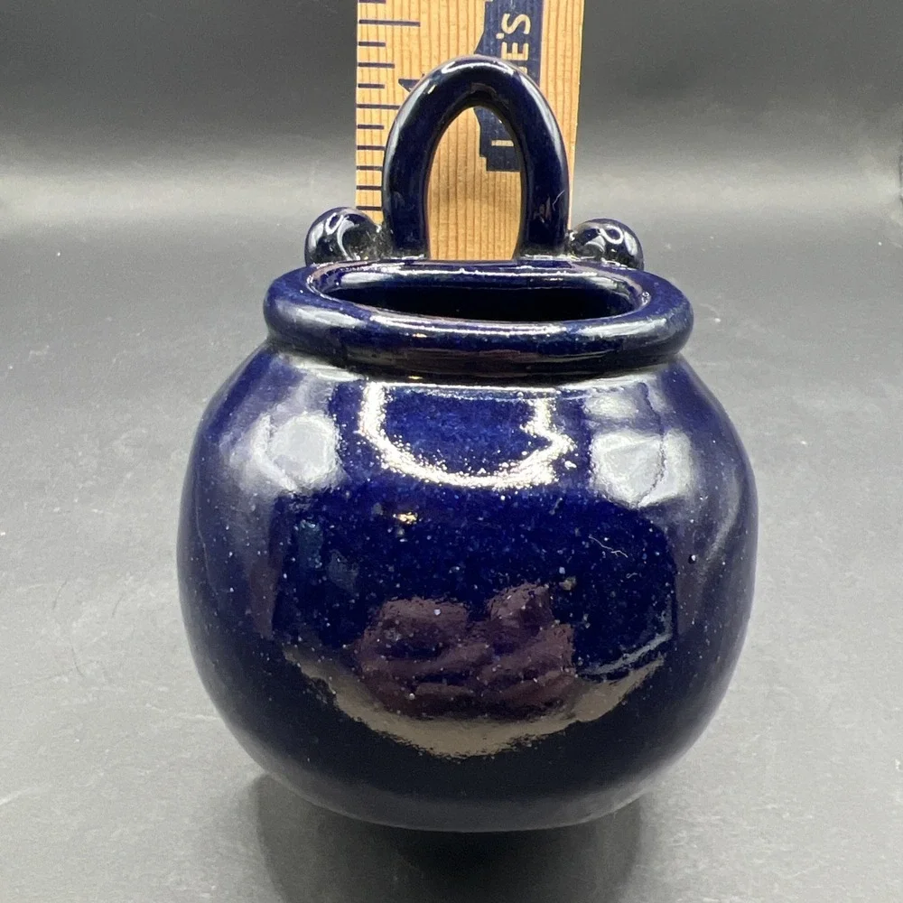 Vintage Geri-B Pottery Cobalt Blue Ceramic Wall Pocket Hanging Vase Geri Bell AL